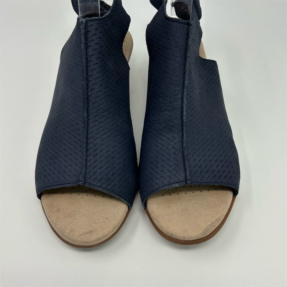 Clarks Valarie James Blue Slingback Ankle Strap Sandals Size 8.5 Wide Block Heel - Picture 5 of 12